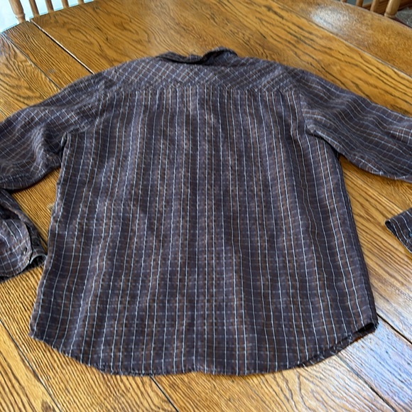 Columbia brown checked long sleeve men’s shirt.  Button front.  Size Large. - Picture 5 of 9